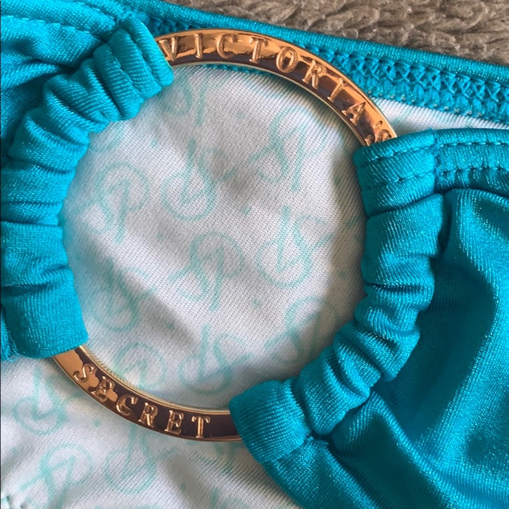 Victoria Secret Bikini - Picture 5 of 7